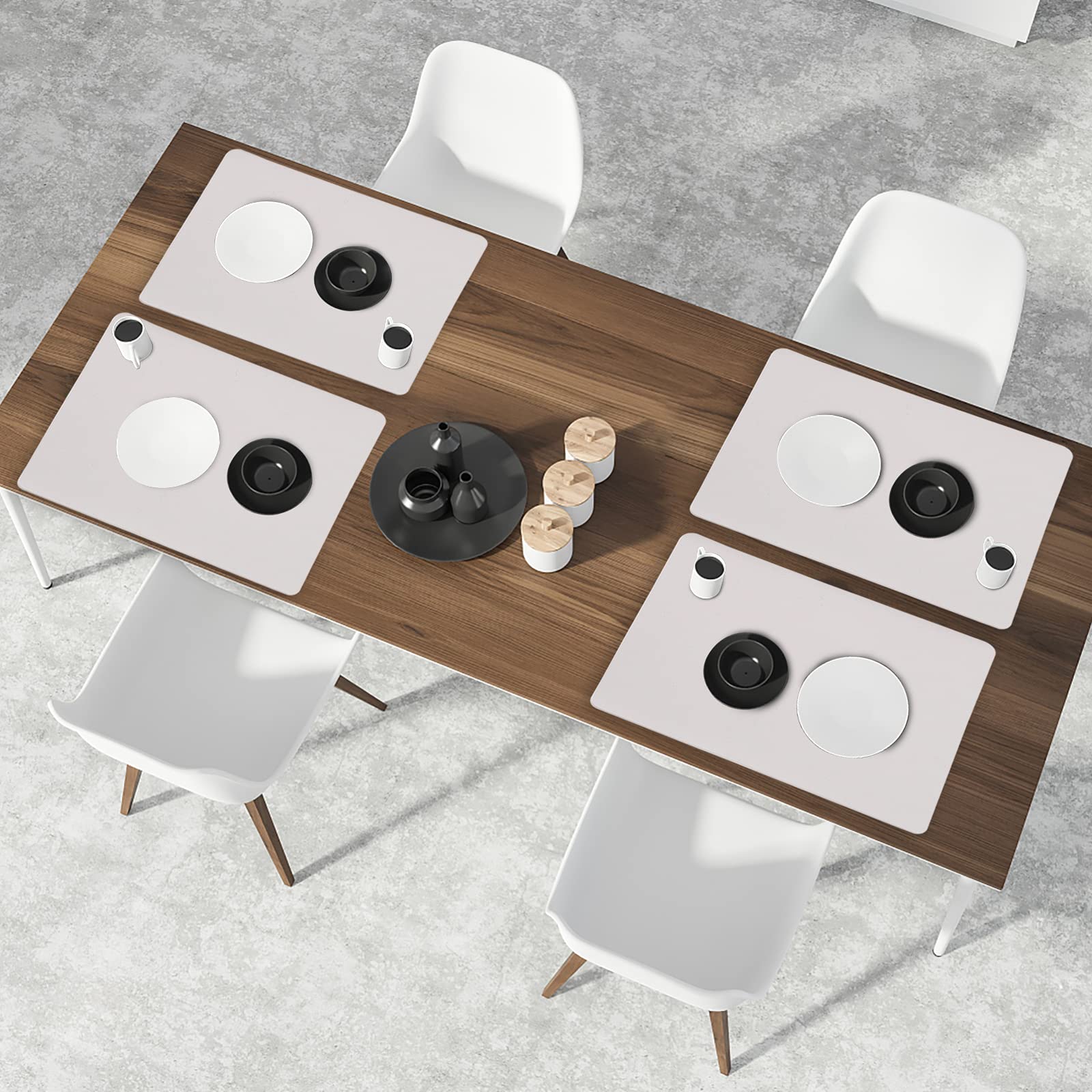 Miorkly Placemats Zwart, Plaats Matten Set van 6, Tafelmatten, Hittebestendig /Wasbaar/Antislip PVC Tafelplacemats, Geweven Vinyl Tafelplacemats, 45CM x 30CM