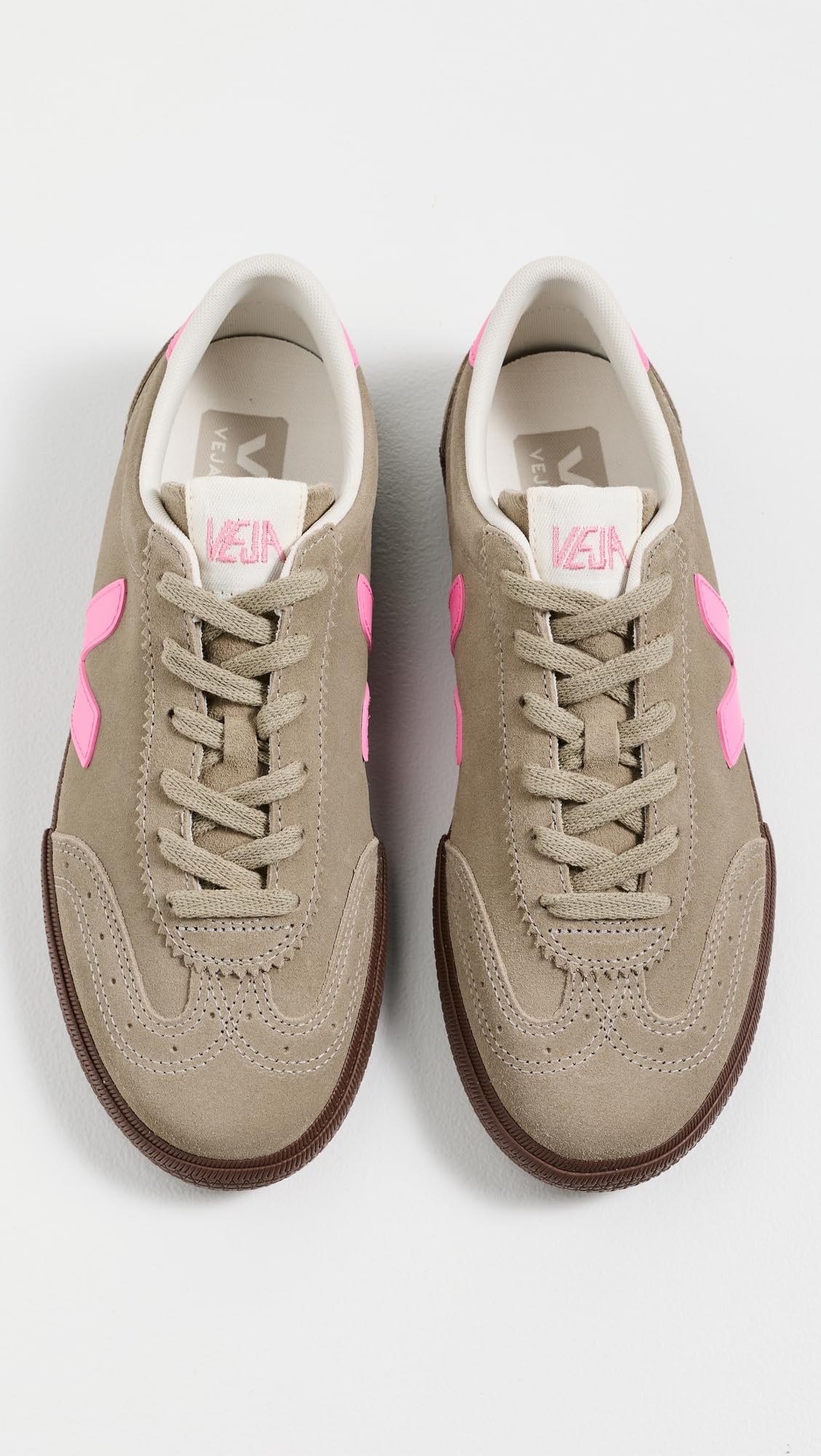 Veja Volley SneakerMujer