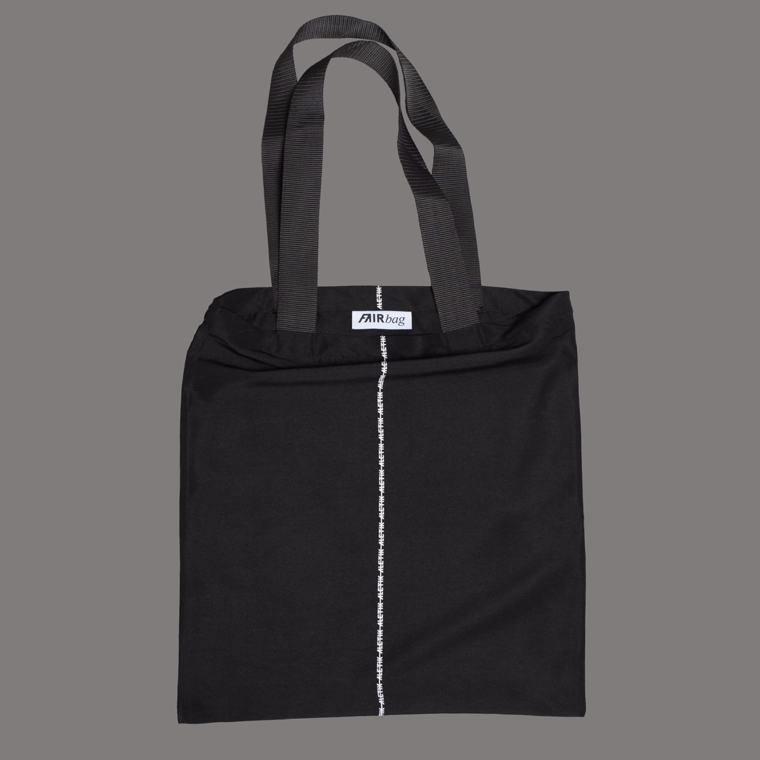 Fit Active Zip Hoodie aus recycelten Materalien