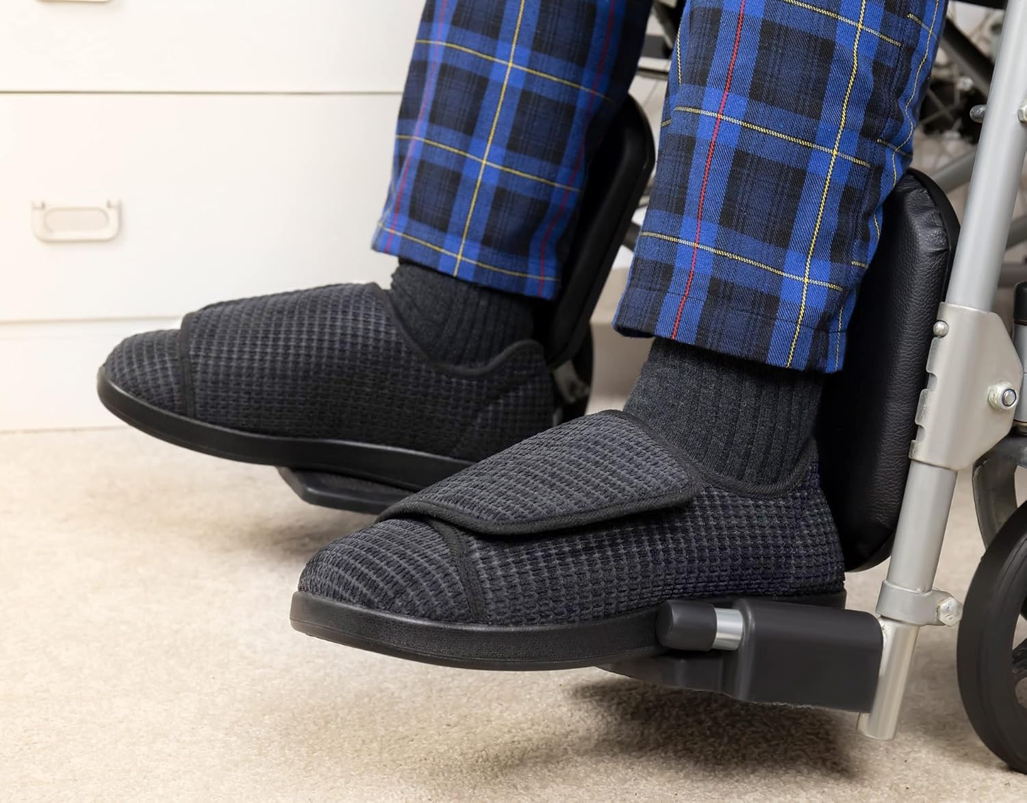 Ravelier Scarpa Pantofole da Uomo, Ampiezza Adattabile, Antiscivolo, Comfort per Diabetici con Chiusura Regolabile a Strappo
