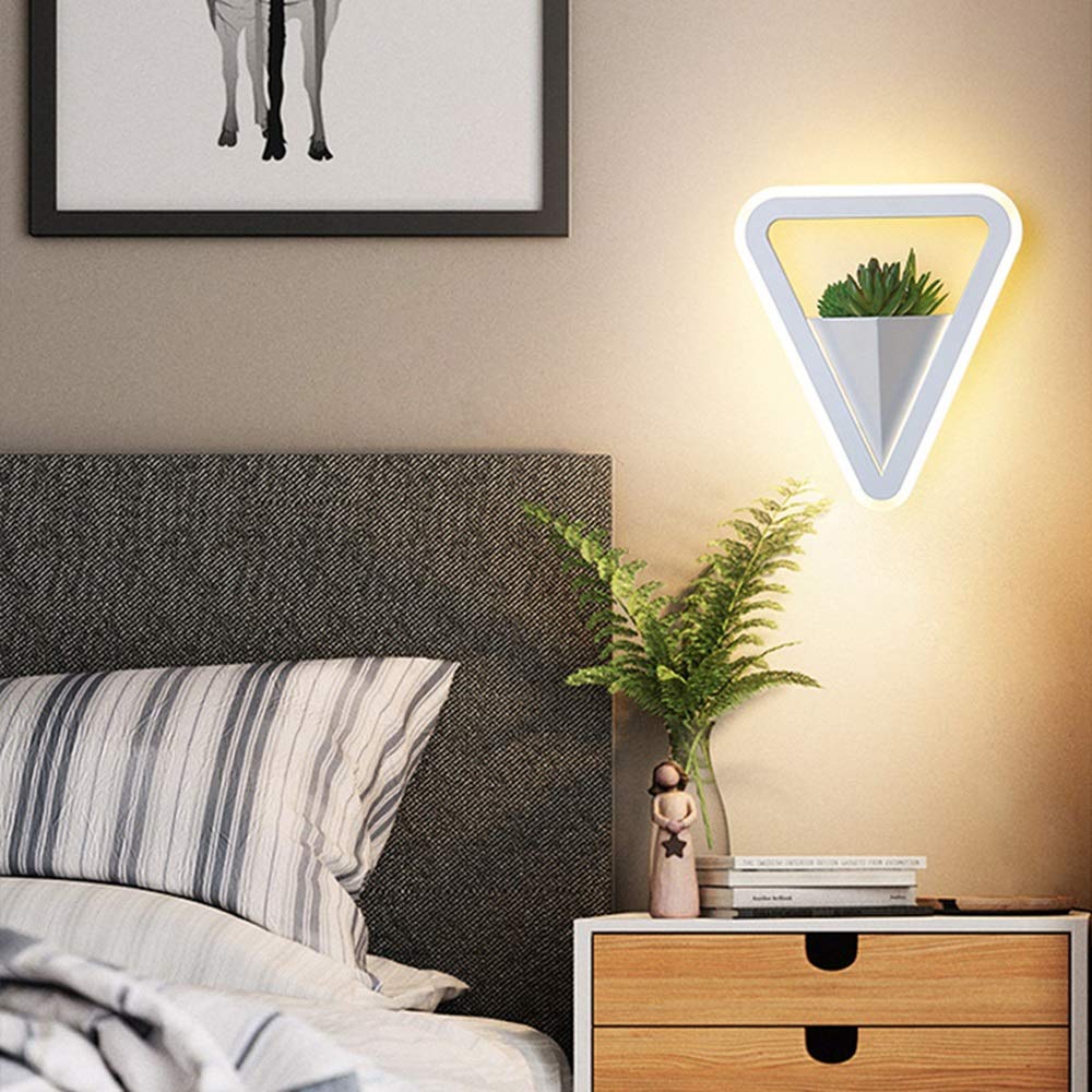 Lámpara de pared LED triangular que elimina la oscuridad en pasillos con diseño verde 8