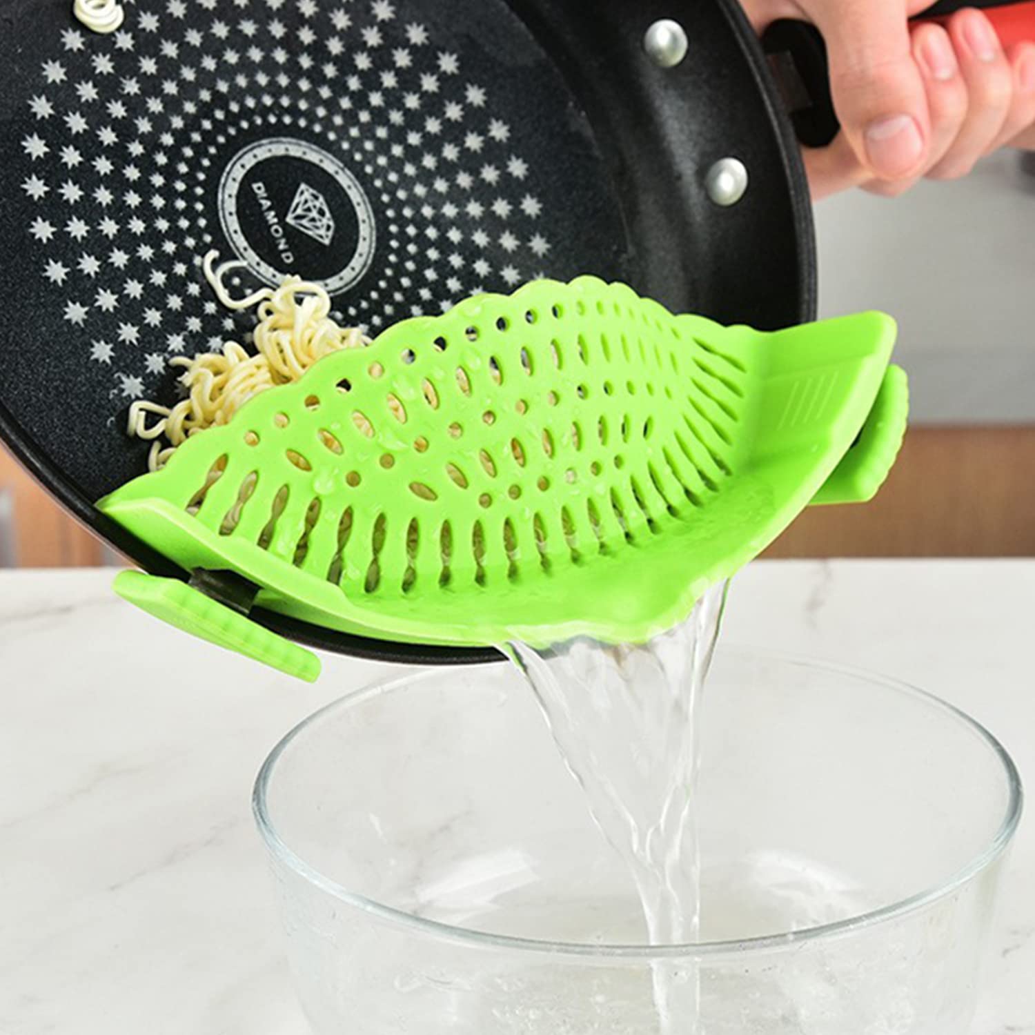 Schnappsieb Silikon - Abgießhilfe Für Töpfe & Pfannen Zum Nudeln & Gemüse Abtropfen