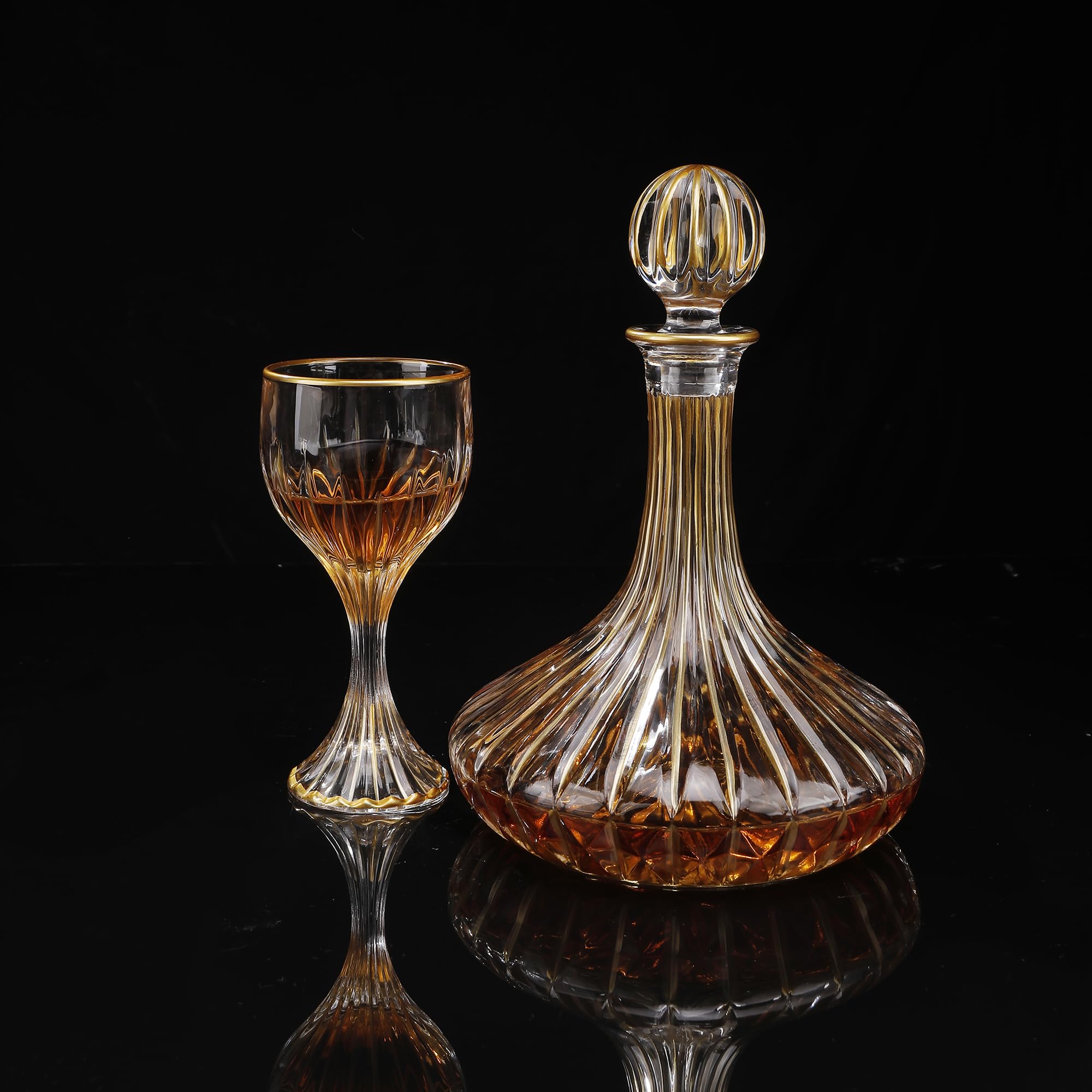 Carafe à whisky en cristal doré peinte à la main avec bouchon en verre – Verre en cristal sans plomb – 1500 ml – Carafe à liqueur élégante pour whisky, scotch, bourbon et spiritueux (carafe