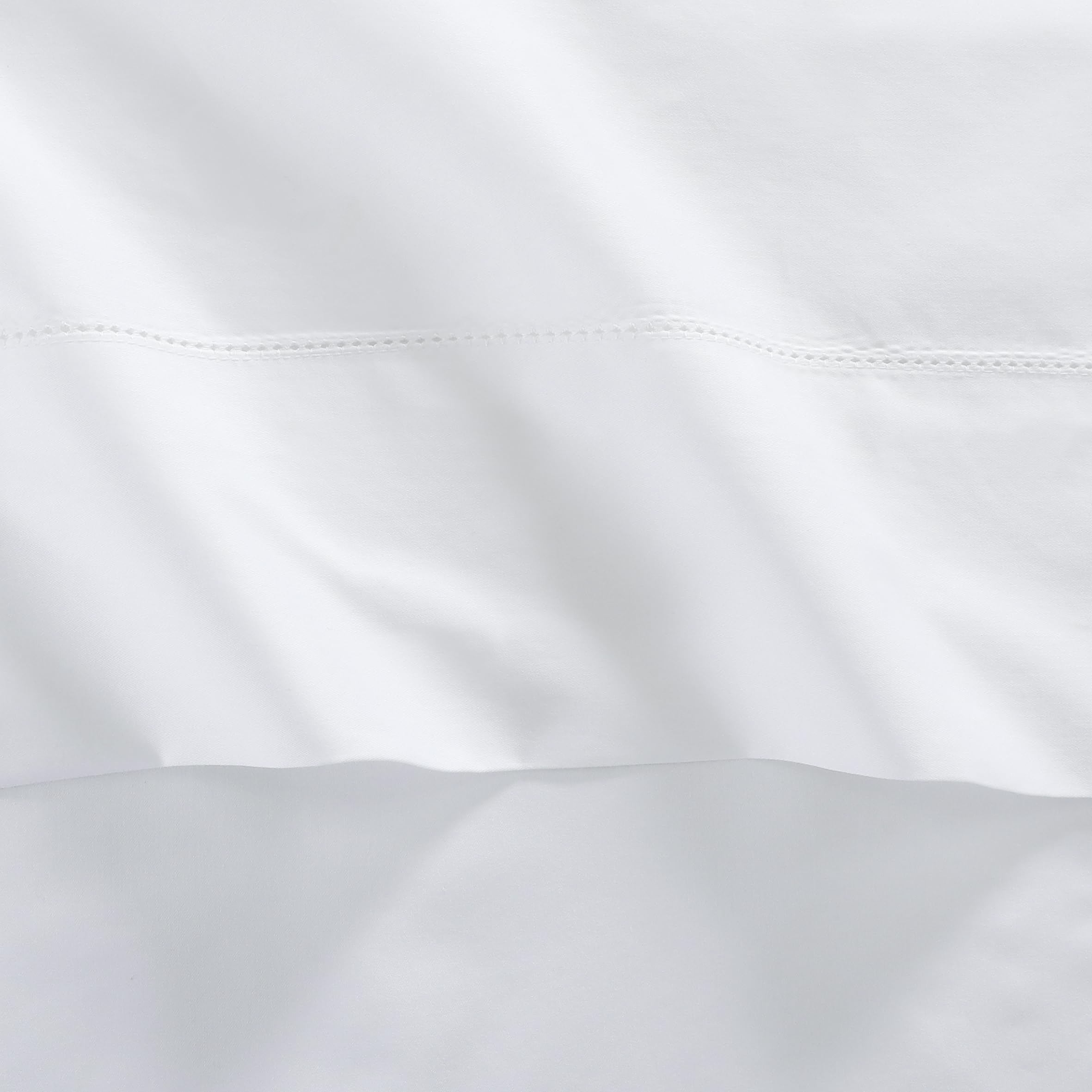 NORA HOME Juego de Sabanas 150x190 Algodón Satén de 300 Hilos Calidad Hotel 5* + 2 Fundas Almohada + Sabana Bajera Ajustable. Sabanas 150 x 200 Blancas para Cama 150 con Vainica - Verona