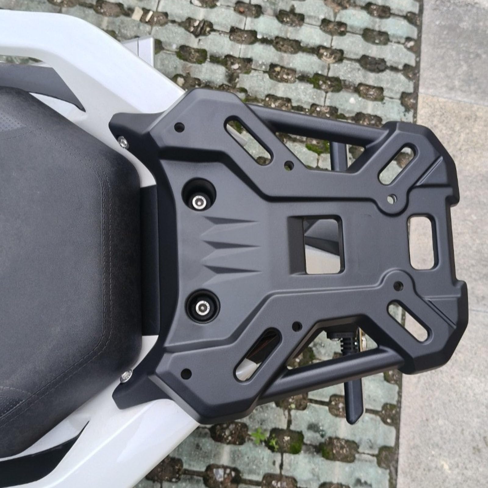 Akozon Portaequipajes Trasero para Motocicleta, Soporte de Caja de Aleación de Aluminio, Soporte de Base de Maletero de Repuesto para ZONTES 368G con Diseño Desmontable para un Montaje