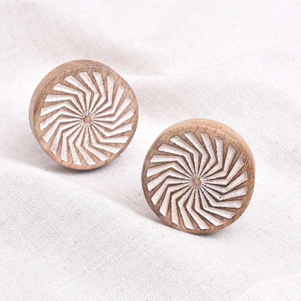 Indian Shelf 4 Piece Floral Wooden Brown White Modern Dresser Knobs Drawer Pulls Cabinet Handles Stylish Design