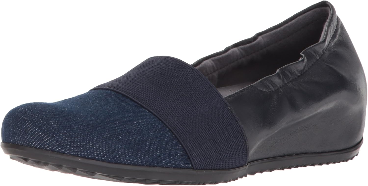 Softwalk Women's Wonder Ballet Flat, Denim, 10.5 W US