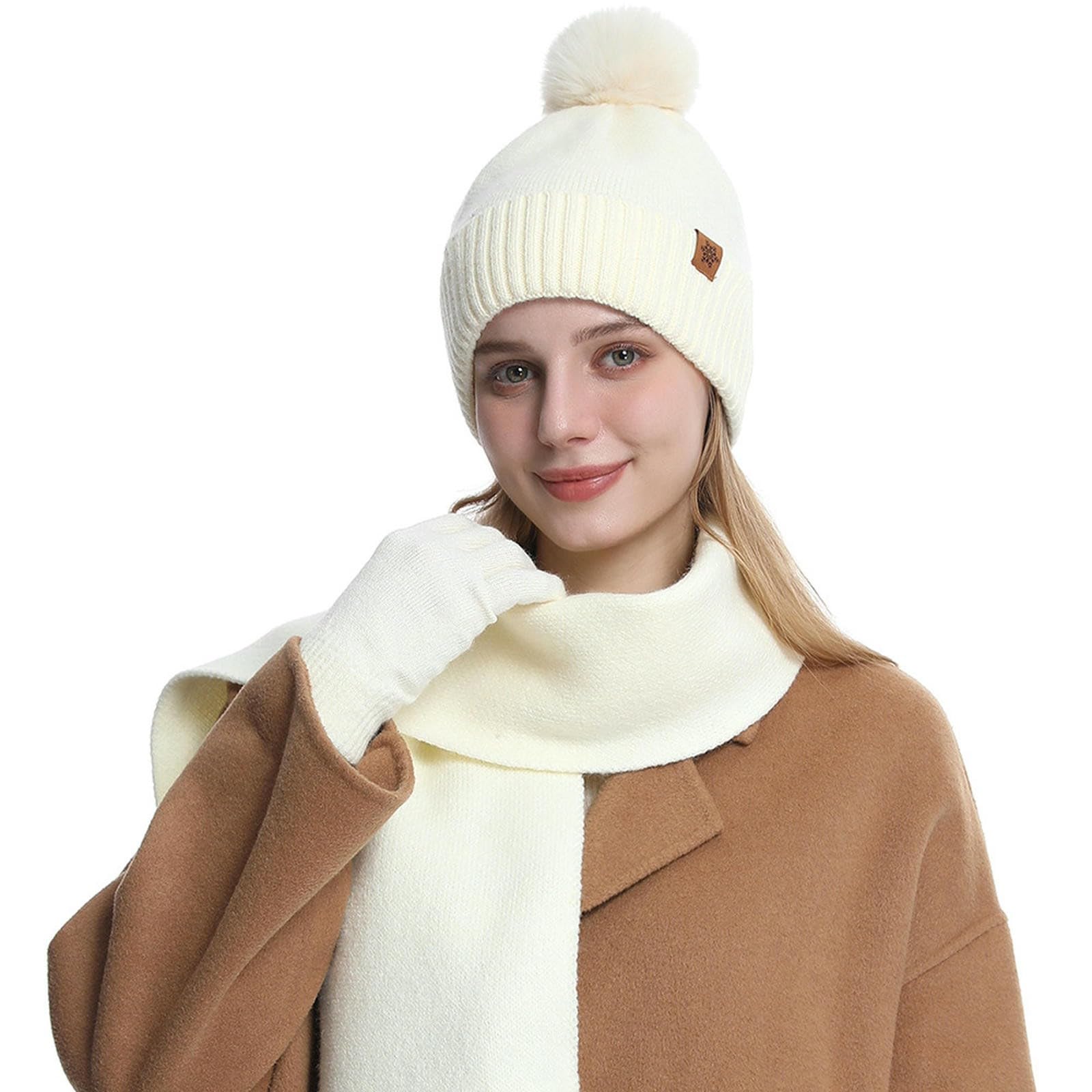 Gorro bufanda guantes mujer de punto para paseos invernales y días de nieve