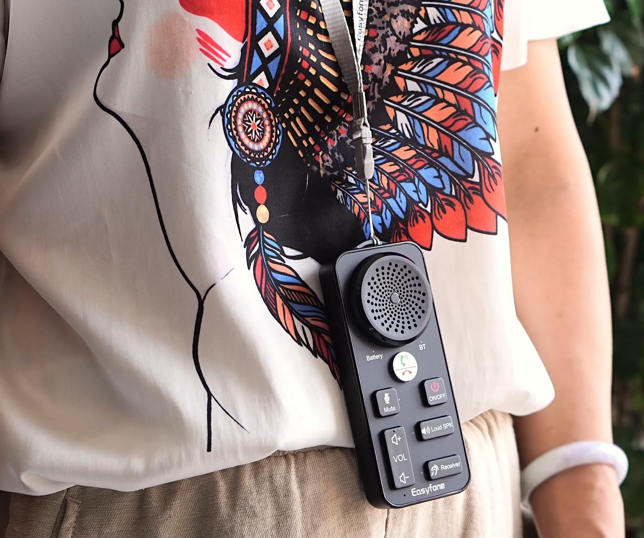 Easyfone iHeard SPK-01 Tragbarer Handy-Sound Verstärker für Senioren, Handy-Lautsprecherverstärker mit Mikrofon, geeignet für Smartphones und iPhones mit geringer Lautstärke
