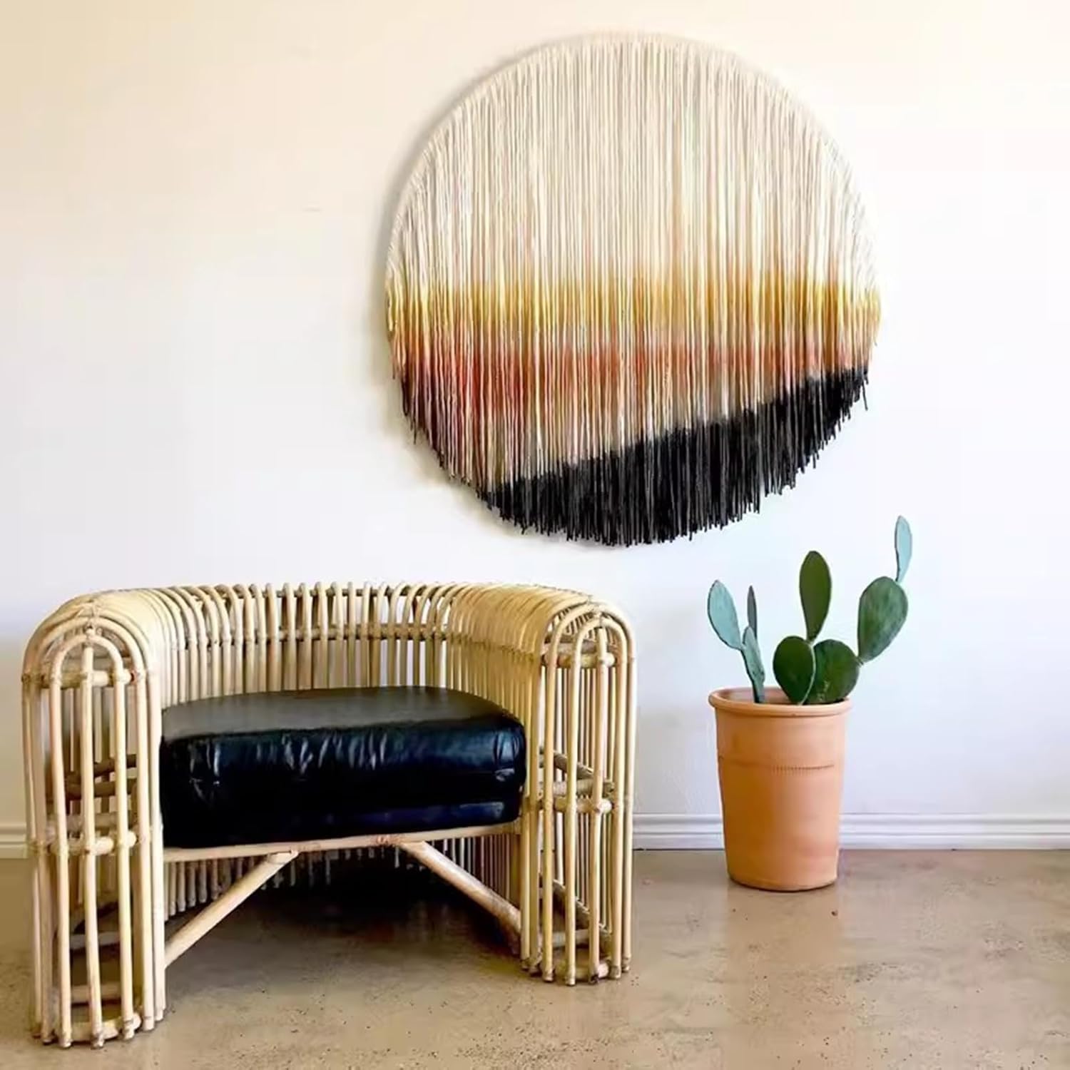 マクラメの壁掛け 大きなマクラメ壁掛け、ボヘミアンディップダイマクラメ壁装飾、寝室のベッド上壁装飾、円形ラウンドデザイン(39.4i