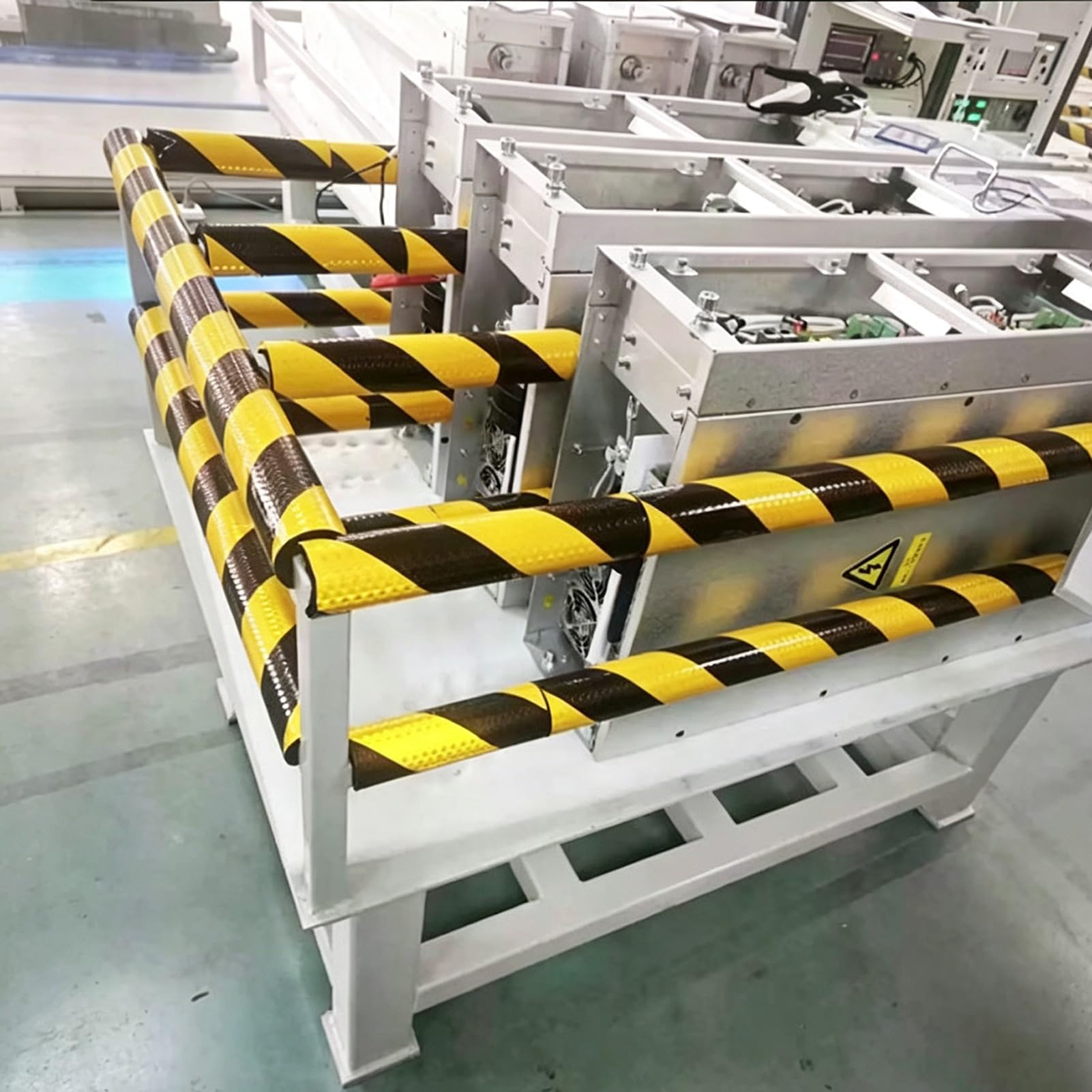 Protector De Borde De Espuma Reflectante En Forma De L De 39 Pulgadas | Protector De Esquina Autoadhesivo De Alta Visibilidad En Negro Y Amarillo, Tira De Seguridad Industrial(L-shaped 02,2PCS)