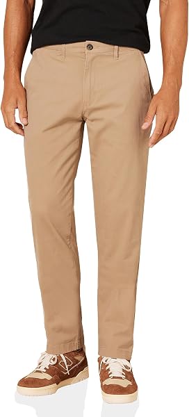 Close-up of the stretch fabric detail on Amazon Essentials Men's Athletic-Fit Chino Pants.