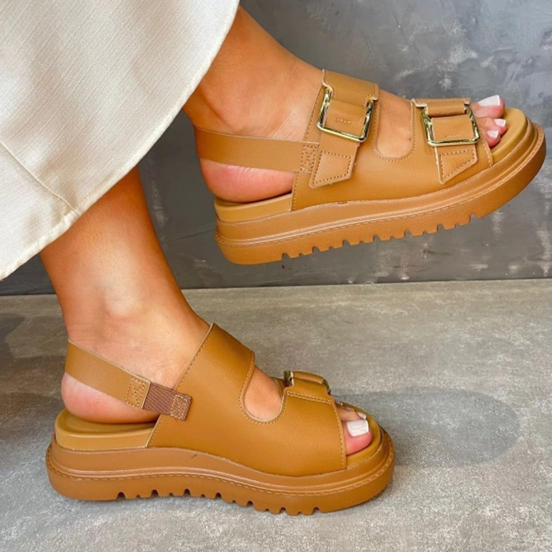 Sandália Plataforma Modare Md25-72001 em promoção! Veja a oferta e mais achadinhos de Sandálias 8 Hoje é o melhor dia para comprar Sandália Plataforma Modare Md25-72001 com aquele preço maroto! Promoção! Aproveite a oferta! 8