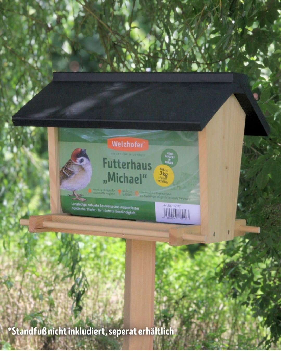 Vogelfutterhaus „Michael“ aus Kiefernholz zum Aufstellen – großes Vogelhaus mit 3 kg Füllmenge, leicht zu reinigen & zu befüllen, wetterfest, ohne Standfuß, Futterhaus handgemacht in Europa