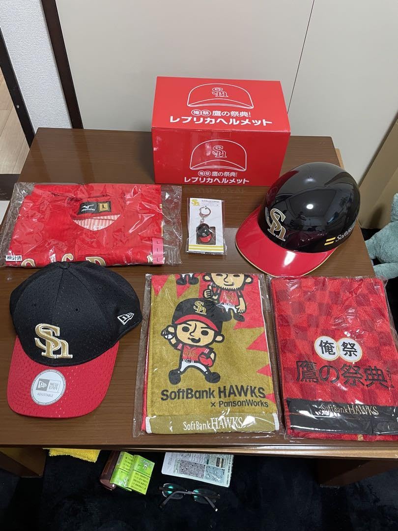 ソフトバンクホークス 鷹の祭典2014 キャップ•ぬいぐるみ•タオルなど