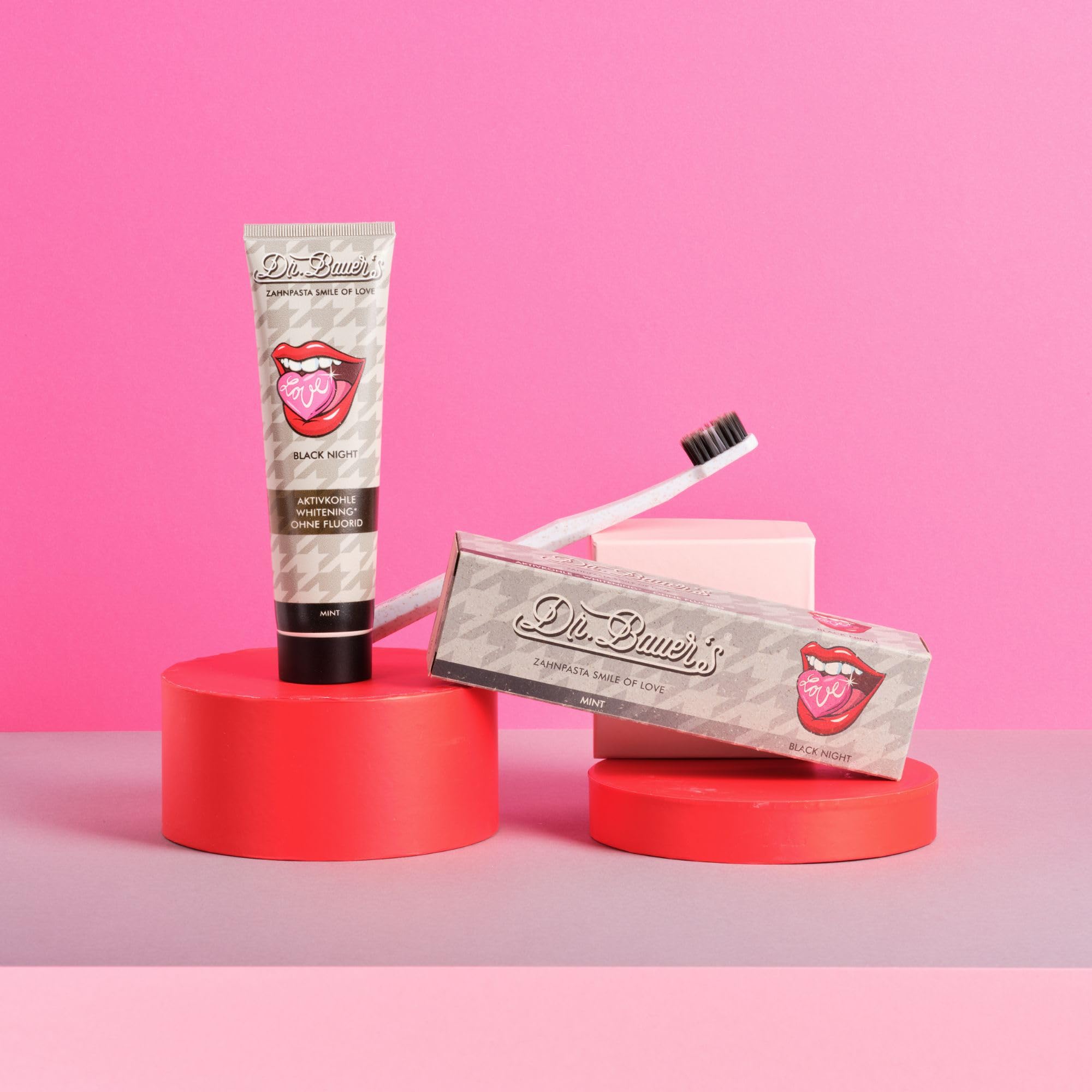 Dr. Bauer's Smile of Love Black Night Zahnpasta, 90 ml (1er Pack) | Fluoridfrei mit Aktivkohle & Minze für sanfte Zahnaufhellung
