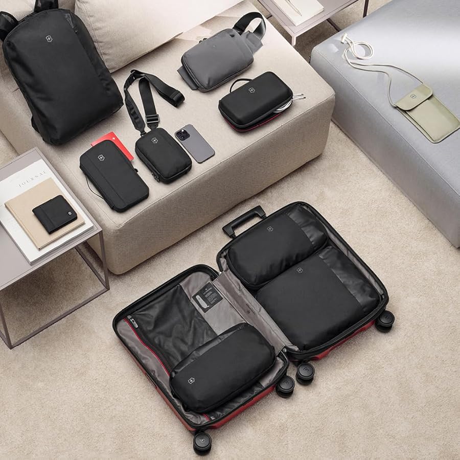 Amazon.co.jp: [ビクトリノックス] Travel Essentials トラベル