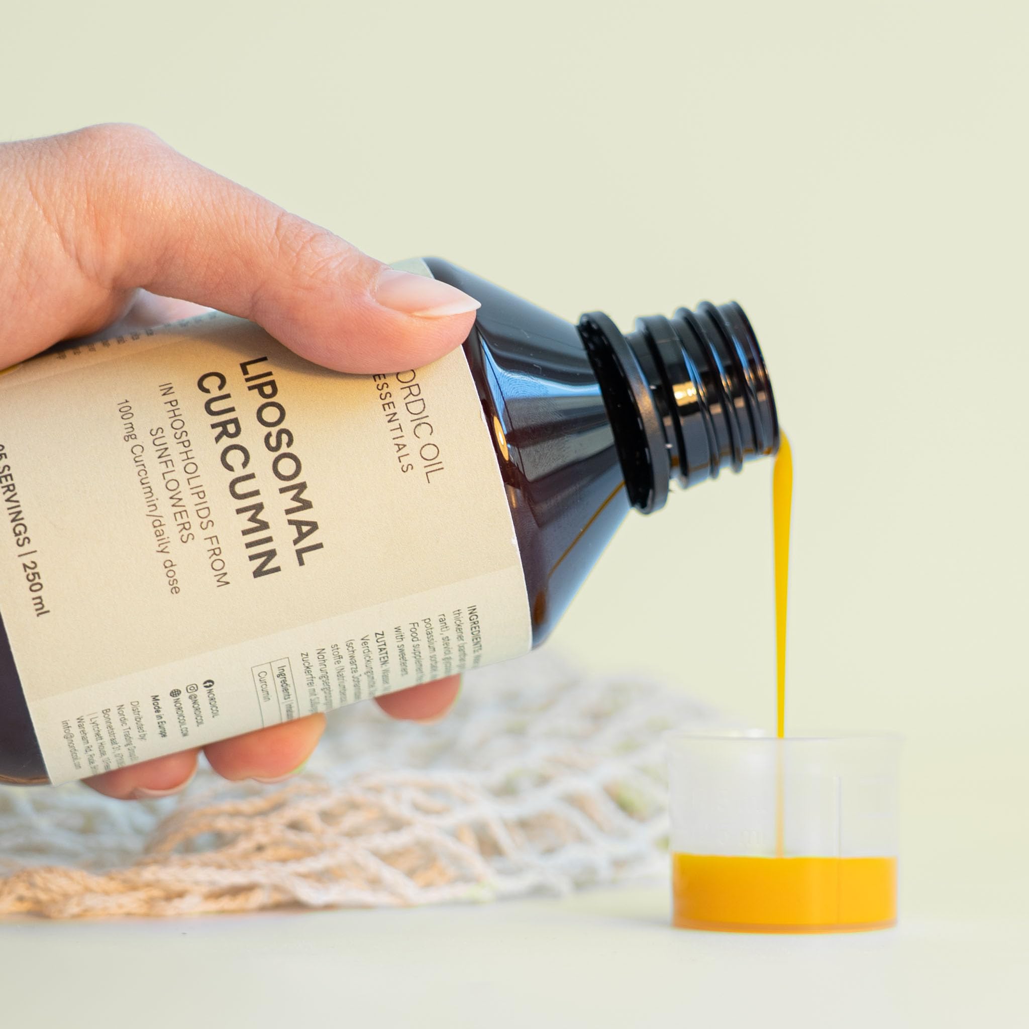 Liposomales Curcumin Flüssig | 95% Curcuminoide | 100 mg Curcumin pro 10 ml | Flüssige Alternative zu Kurkuma Kapseln | Hochdosierter Curcuma Extrakt | Vegan & laborgeprüft | Nordic Oil
