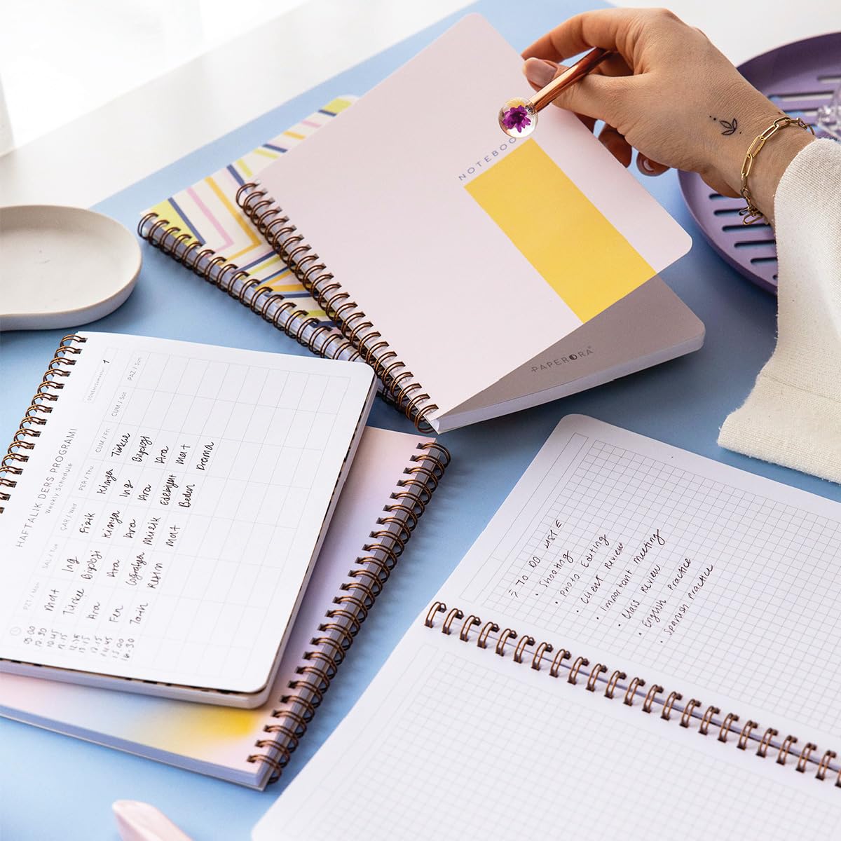PAPERORA A5 Spiralli Karton Kapak Kareli Okul Defteri 80 yaprak 4'lü Set - Ders Programlı - Renkli