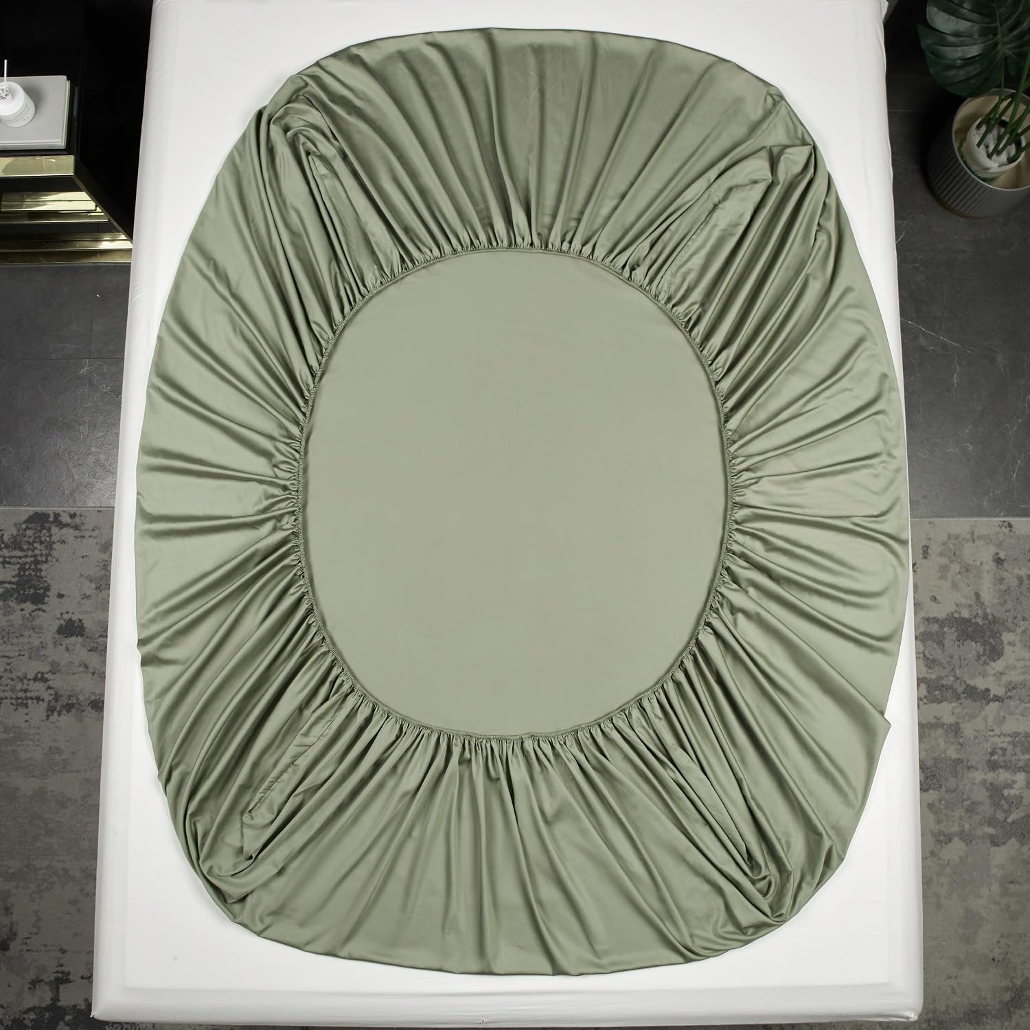 Luofanfei Sábana bajera ajustable de bambú, 160 x 200 cm, color verde | Sábana bajera para cama con somier, de fibra de bambú, brillante, para colchones altos de hasta 25-30 cm