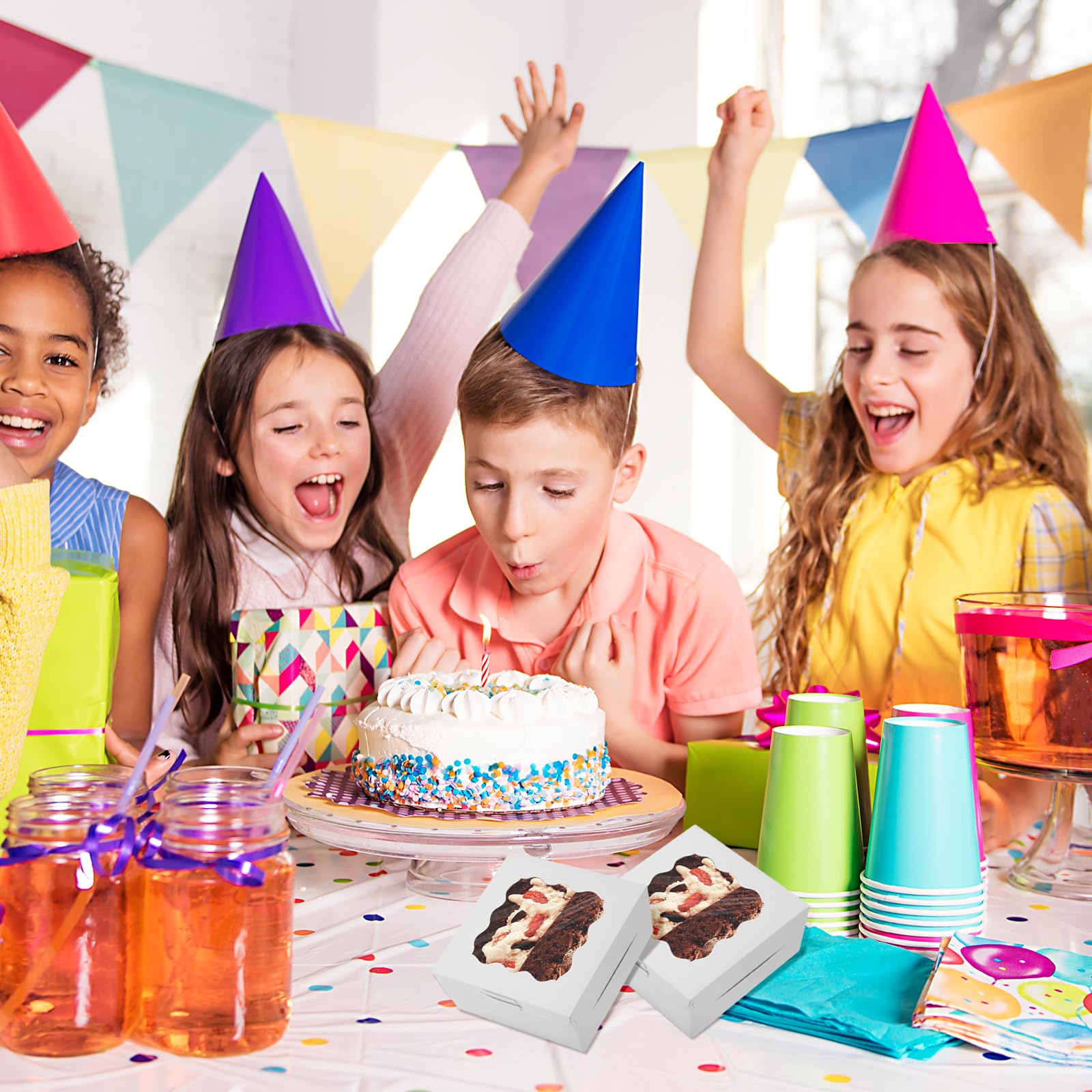 YAYODS Confezione da 100 scatole per biscotti da 15,2 x 15,2 x 7,6 cm, con finestra, scatole bianche con adesivi, per dessert, pasticceria, ciambelle, cupcake singoli, prodotti da forno