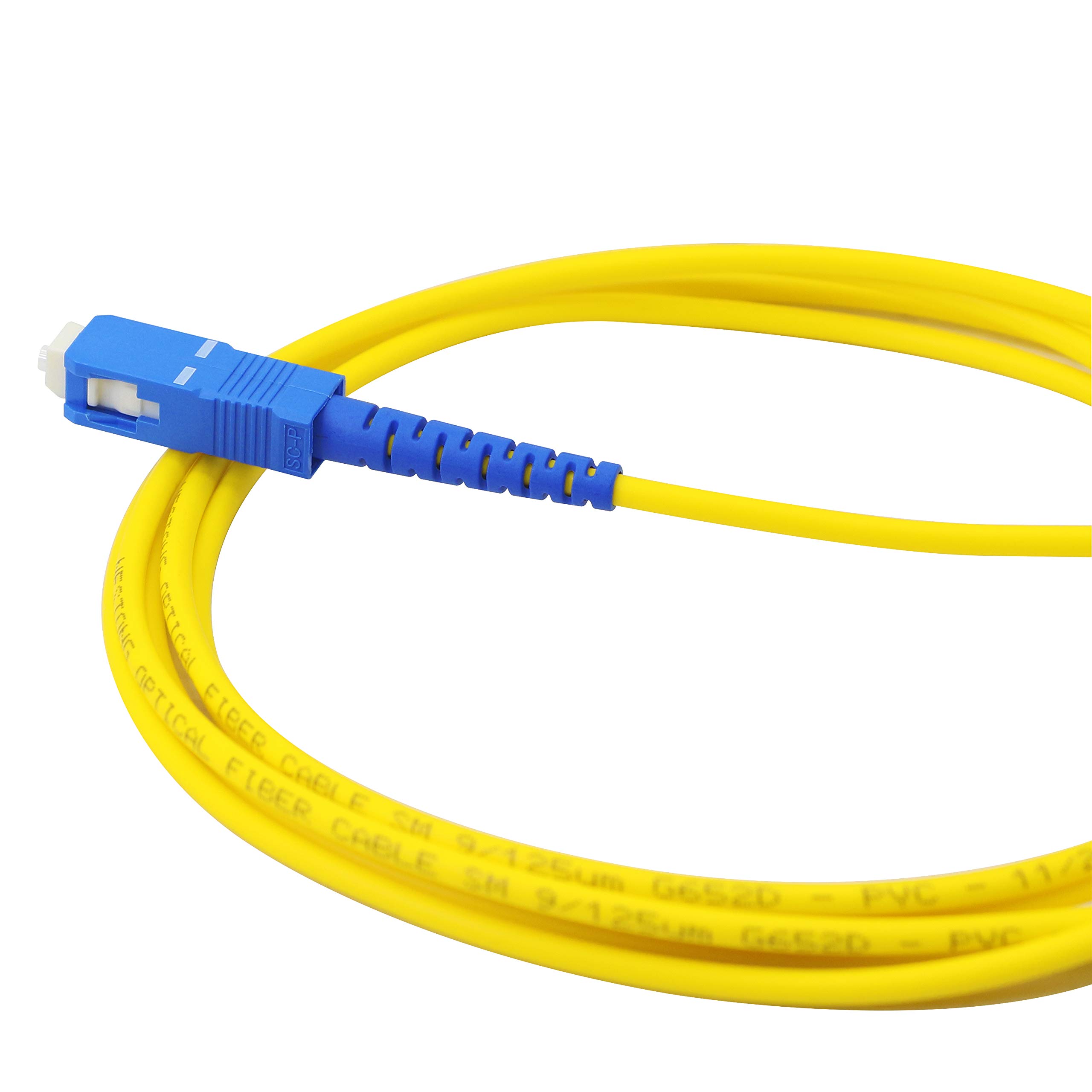 Centro Di Rete Con Il Cavo Di Toppa A Fibra Ottica Ed Il Pannello Componenti Elettrici 110260504