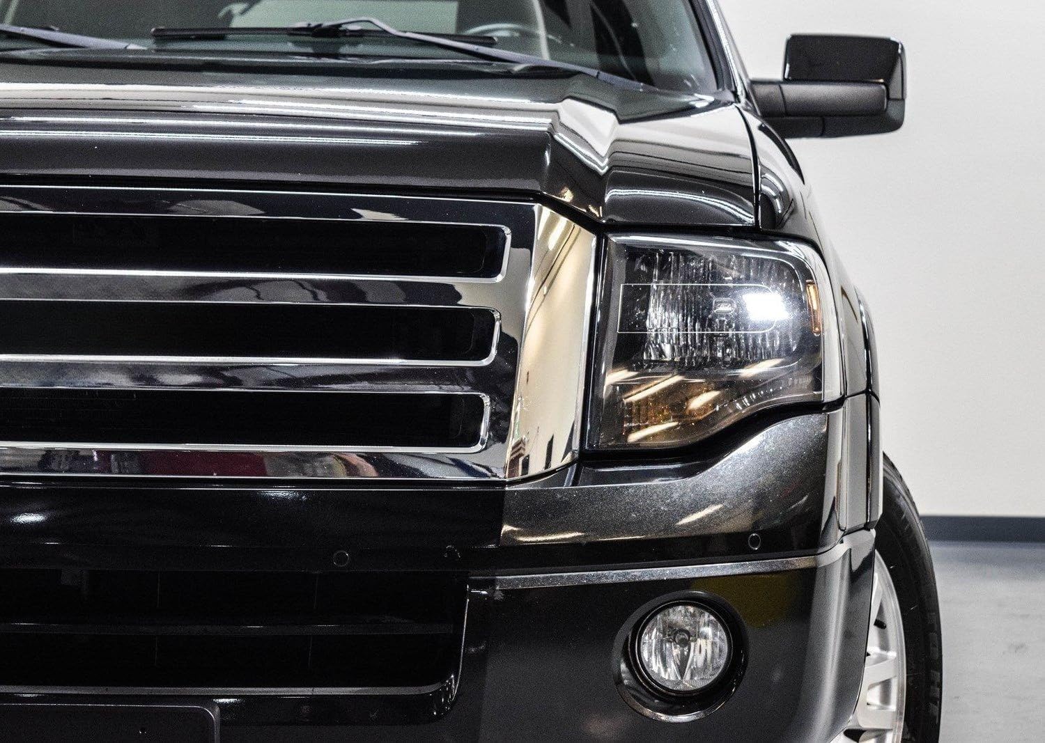 iJDMTOY Left/Right Clear Lens Fog Lights Foglamp Kit w/ H10 9145 Halogen Bulbs Compatible With 2007-2014 Ford Expedition, 2008-2011 Ford Ranger