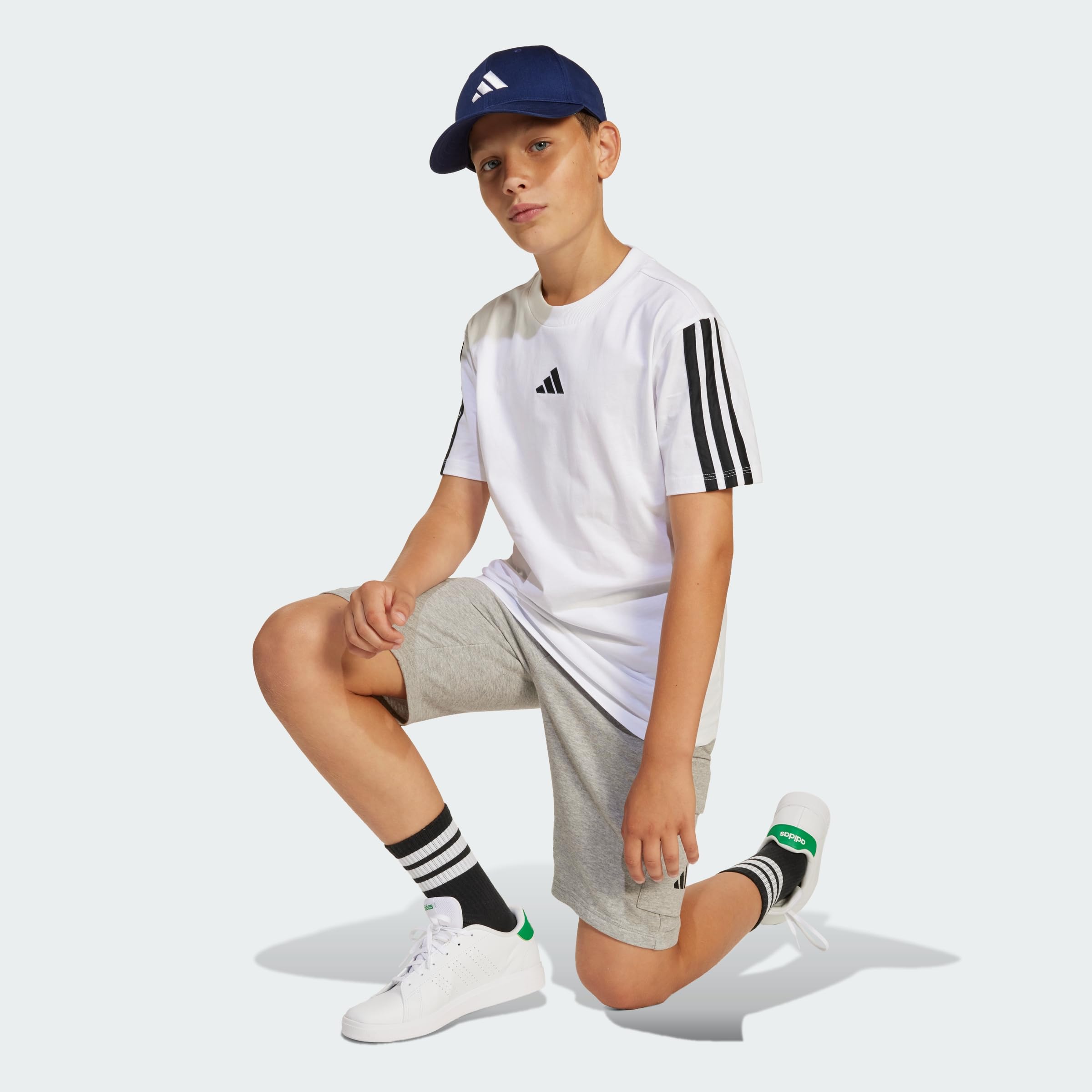 adidas Koszulka Uniseks - dzieci Essentials 3 Stripes T-shirt