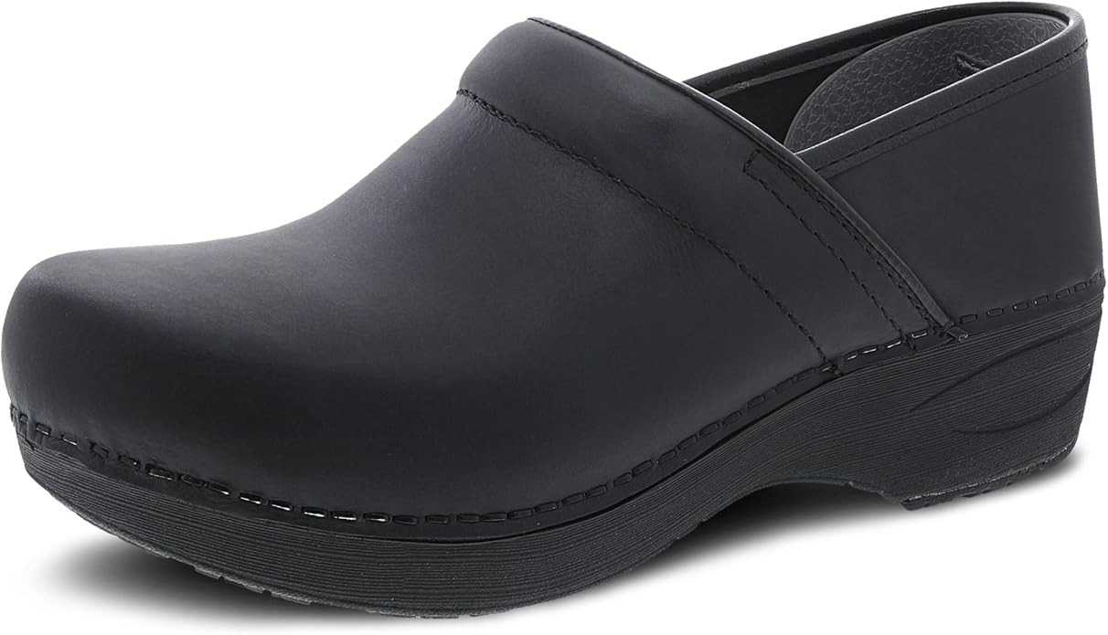 Best Kitchen Clogs That Will Change Your Workday Game! 11 /