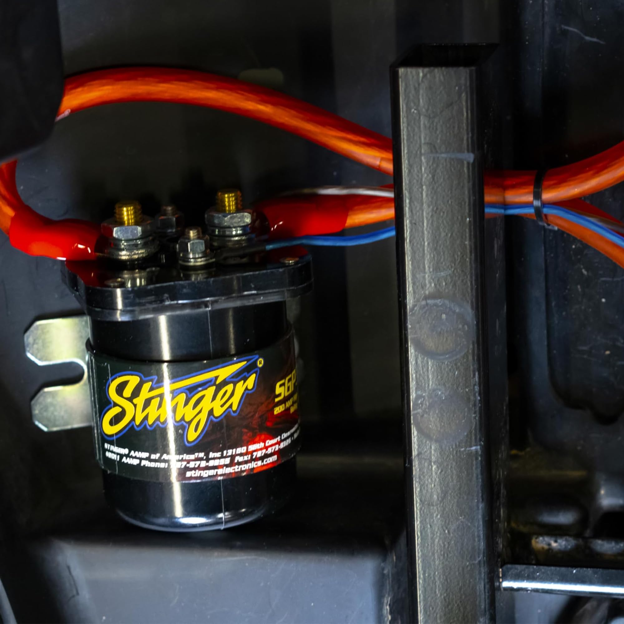 Stinger SGP32 Isolatore e relè batteria 200 AMP