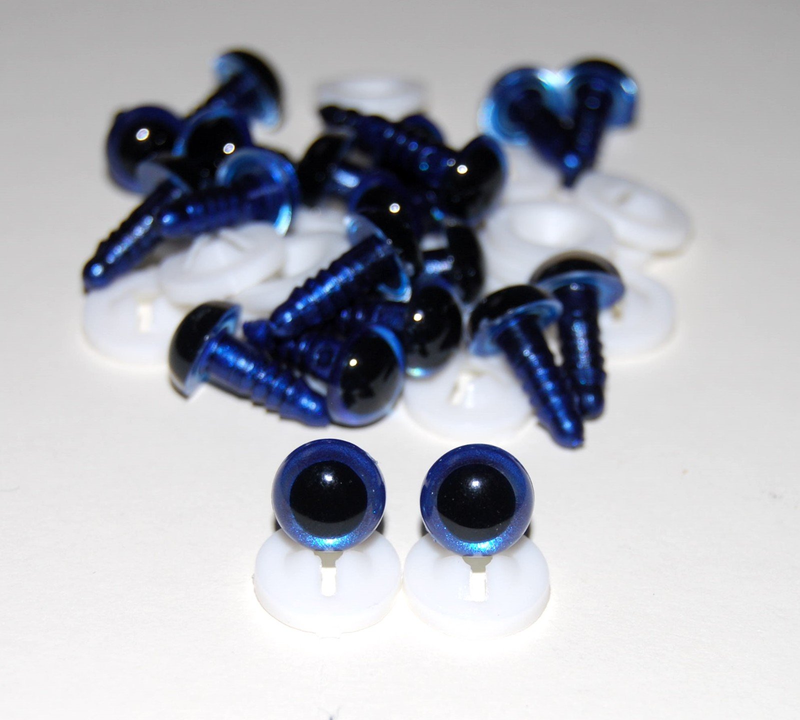 celloexpress Safety Eyes for Soft Toy or Teddy Bear Making - 8mm GLASS LIKE Royal Blue Eyes with Plastic Backs - Pack of 10 Pairs