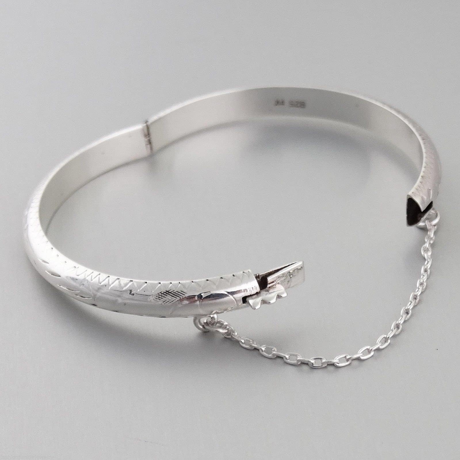 FashionJunkie4Life Bracciale rigido in argento Sterling con catena per neonati o bambini piccoli, 40 month, Argento sterling