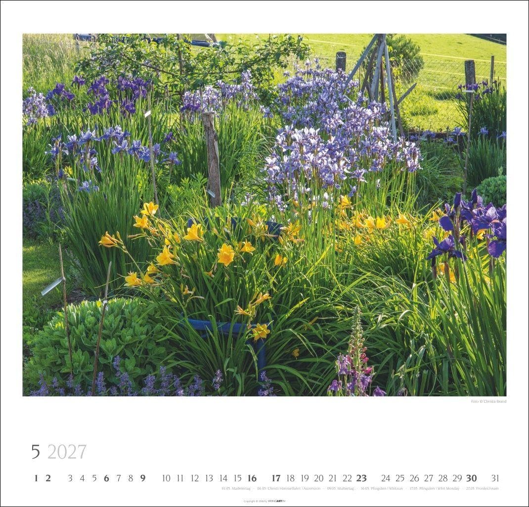 Bauerngärten Kalender 2027: Wandkalender mit 12 Fotos bäuerlicher Gärten. Farbenprächtiger Natur-Kalender für die Wand im Format 48 x 46 cm. Jahres-Fotokalender mit Spiralbindung