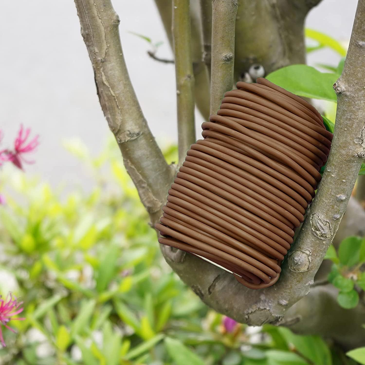 Decoroca 2 Soft Plant Ties Brown + Decoroca Corten Steel Hillside Planter Set of 2