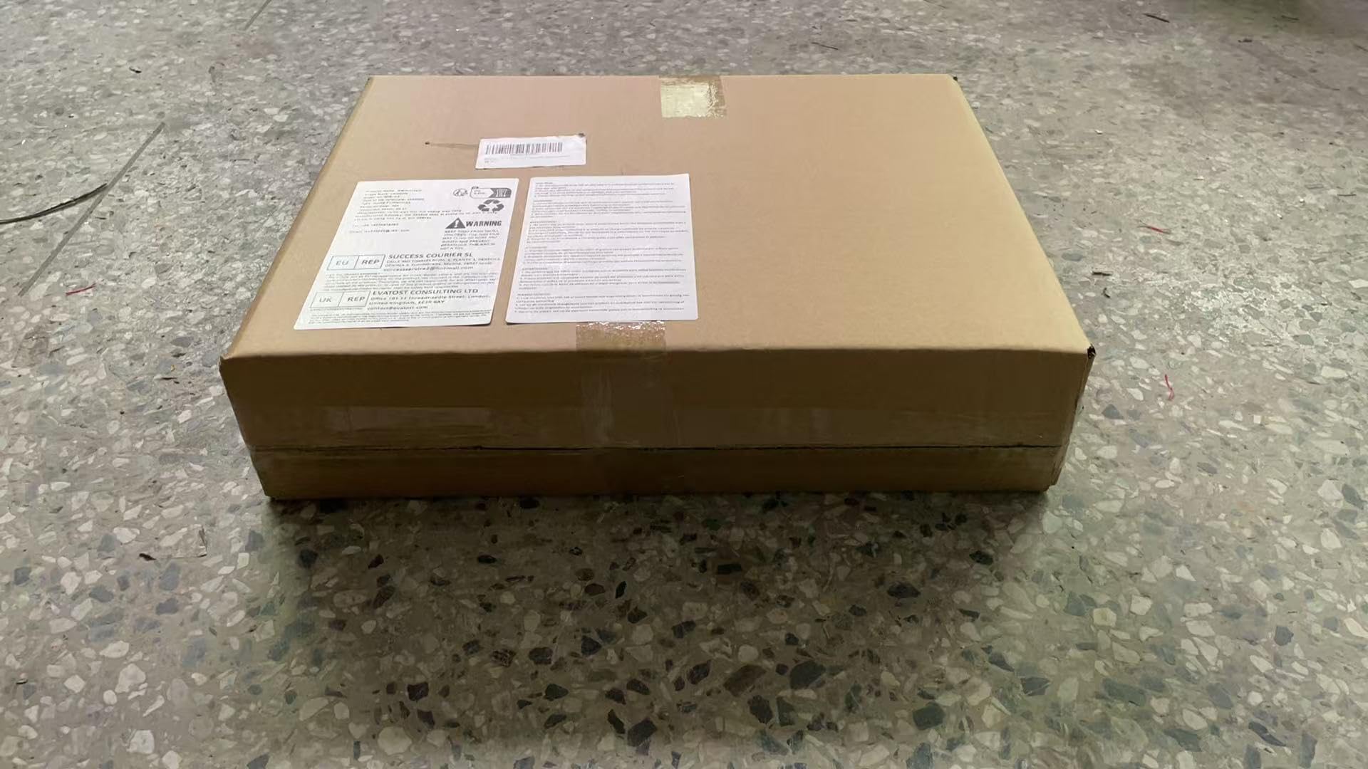 Organisateur De Carton avec des Roues, Portable Unité de Support de Cartons pour la Maison, Supermarché, Commercial (Blanc)