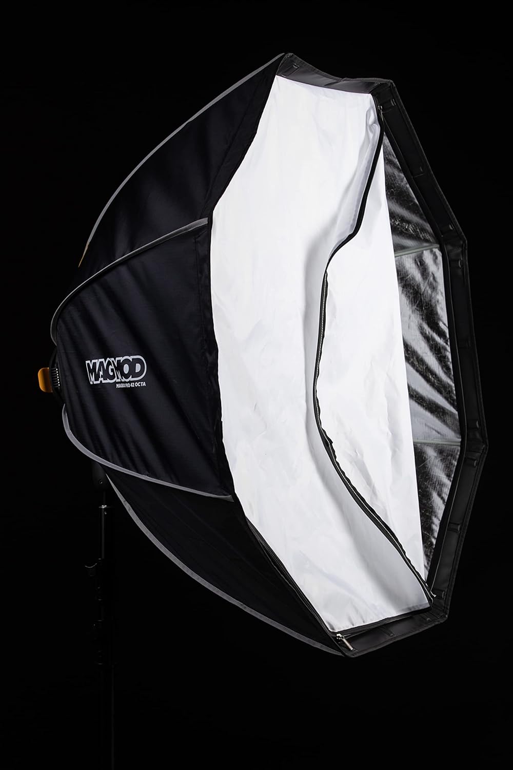 MagMod MagBox Pro 42 Octa Starter Kit Bundle, with MagBox Pro 42 Octa Softbox, MagShoe 2, MagRing 2 and MagGrip 2, Complete 4 Pc. Softbox Lighting System