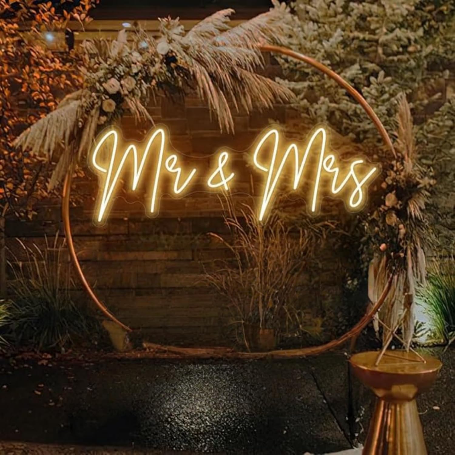 Mr & Mrs Custom Neon Sign, Wedding Decor, Personalized Gifts, Weddings Gift for Her