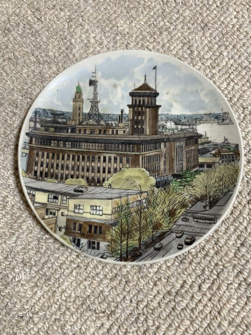 【heartpipi 】勝烈庵　創業記念　棟方志功　絵皿タイル20枚セット Amazon.co.jp: 棟方志功 大鵬一気九萬里 飾り皿 勝烈庵 記念プレート