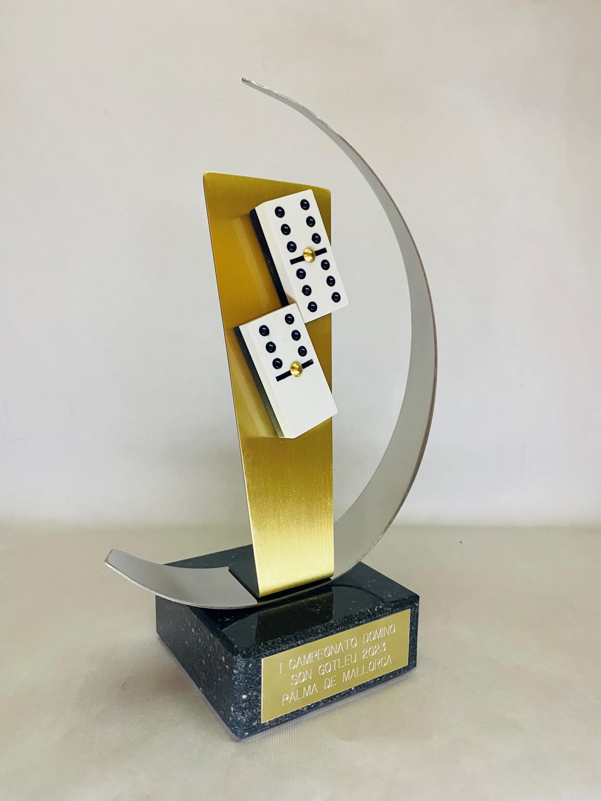 Trofeos para Dominó GRABADOS premio PERSONALIZADO