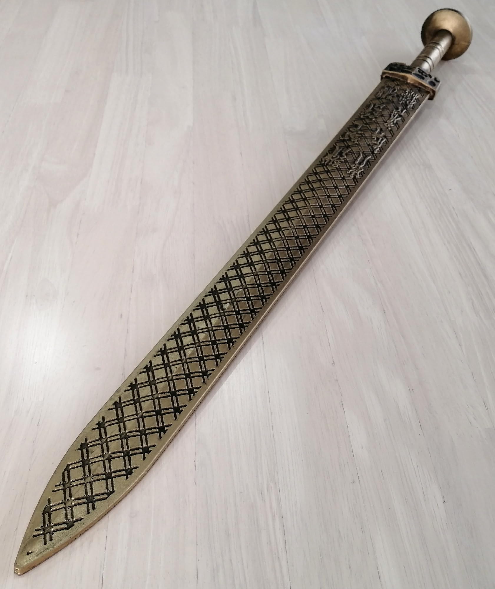 Amazon.co.jp: 越王勾践剣 越王剣 コスプレ用 模造刀 約81cm PU製 軽量