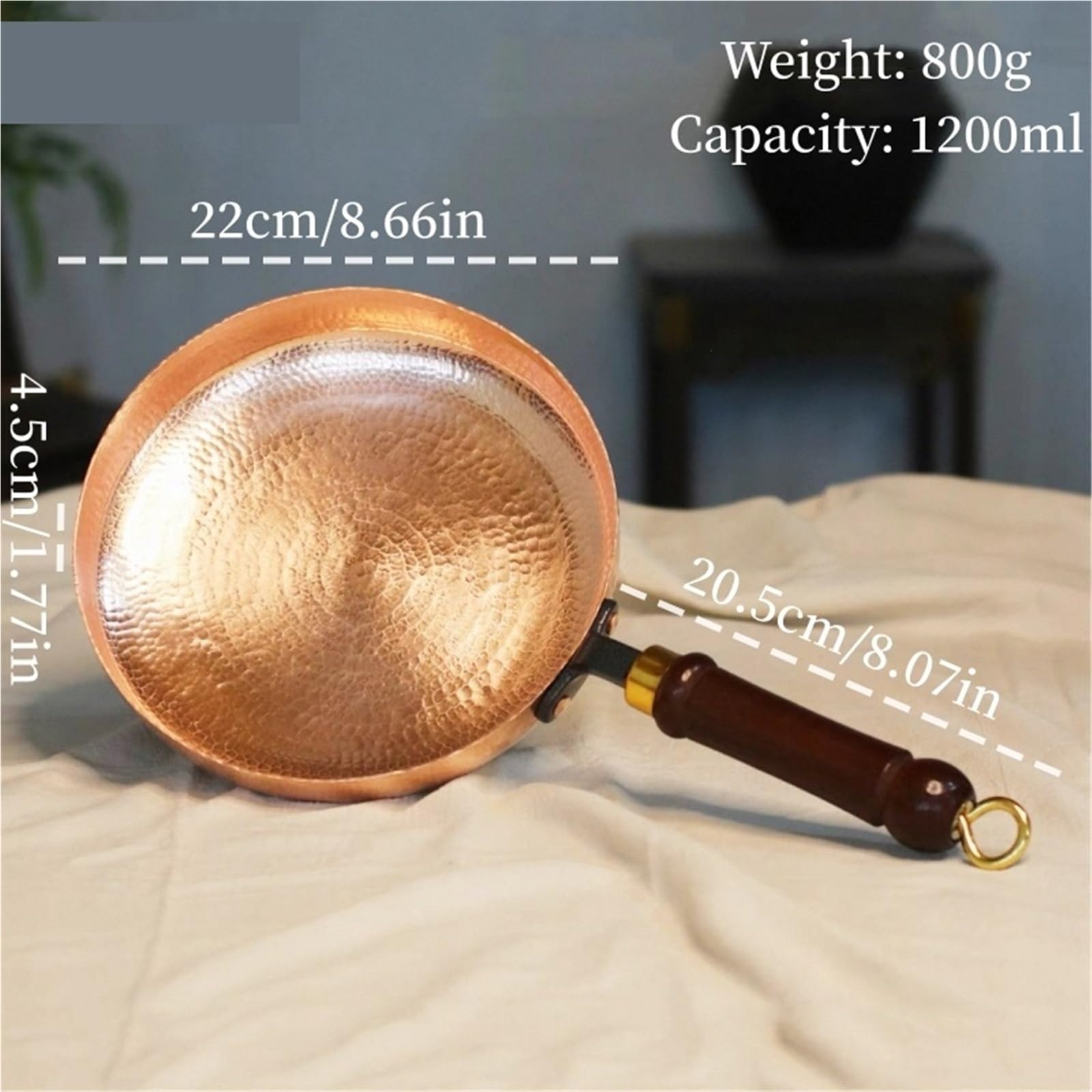 Hammered Kupfertopf Handgefertigte Kupfer-Flachpfanne, Lagerfeuer-Picknick-Steak-Teller, Abendessen im westlichen Stil, Holzgriff, Pfannenboden, Pfannengeschirr(22cm)