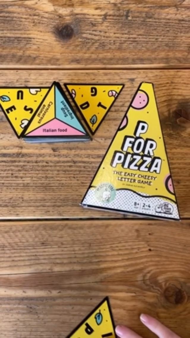 Mercure P de Pizza Jeu de Mots Agile et Amusant Idéal pour fêtes et réunions à partir de 8 Ans pour 2 à 4 Joueurs Temps Environ 15 Minutes