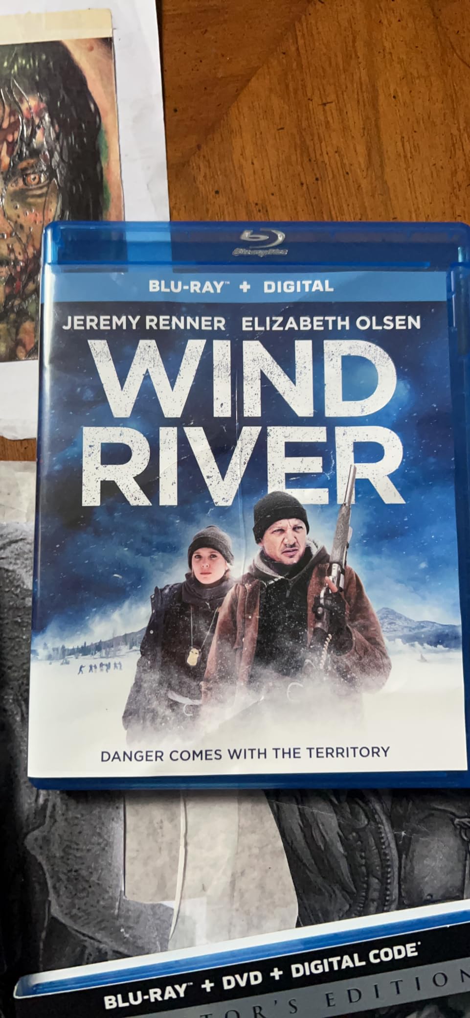 Wind River [DVD] Jeremy Renner, Jon Bernthal, Elizabeth