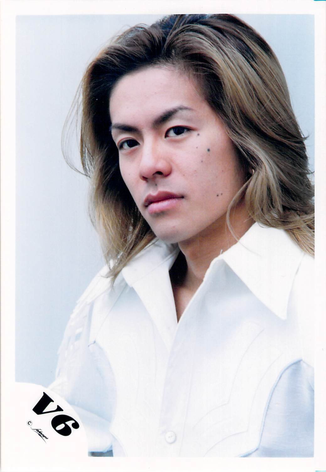 Amazon.co.jp: V6・【公式写真】・森田剛・JCロゴ・生写真【スリーブ付