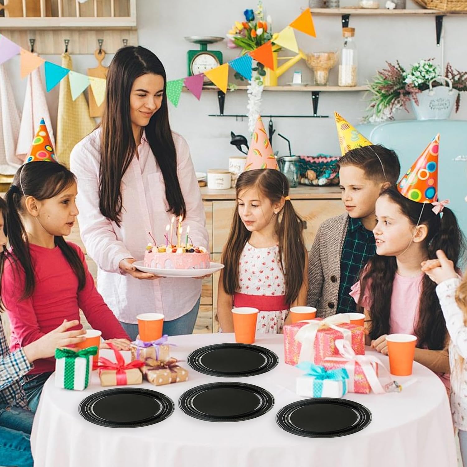 50 PCS Black Plastic Plates, 9Inch Disposable Party Plates Solid Color Dinner Plates for BBQ Picnic Wedding Birthday Party Supplies (Black, 9 Inch) - Image 4