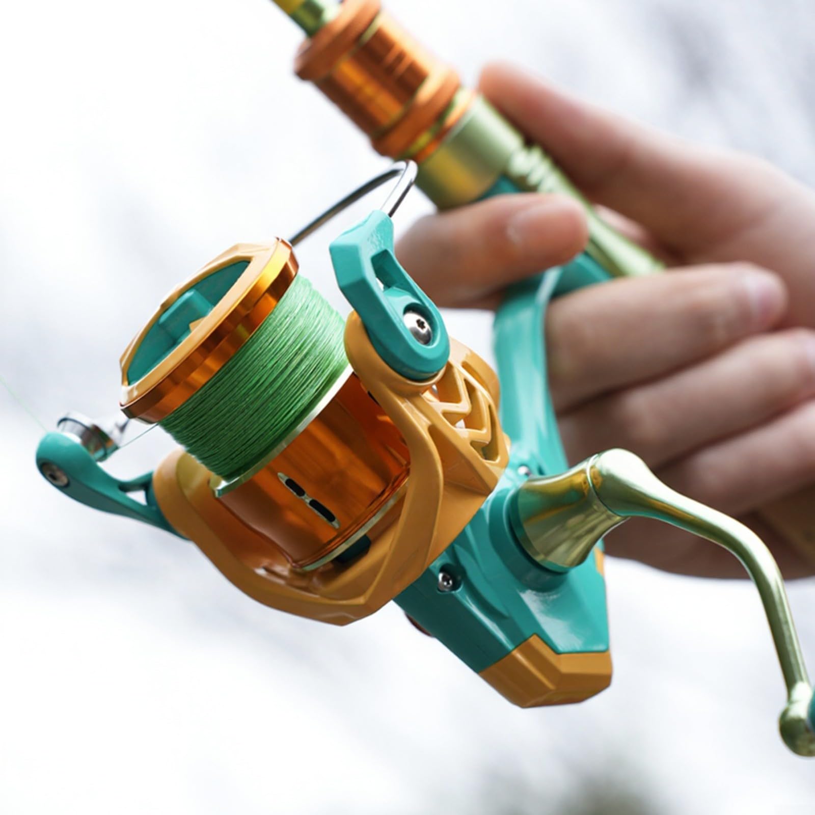 Carrete denso de 24 líneas IPX7 impermeable 5.2:1 relación de engranaje, 5 kg de arrastre, pesca en agua dulce y salada