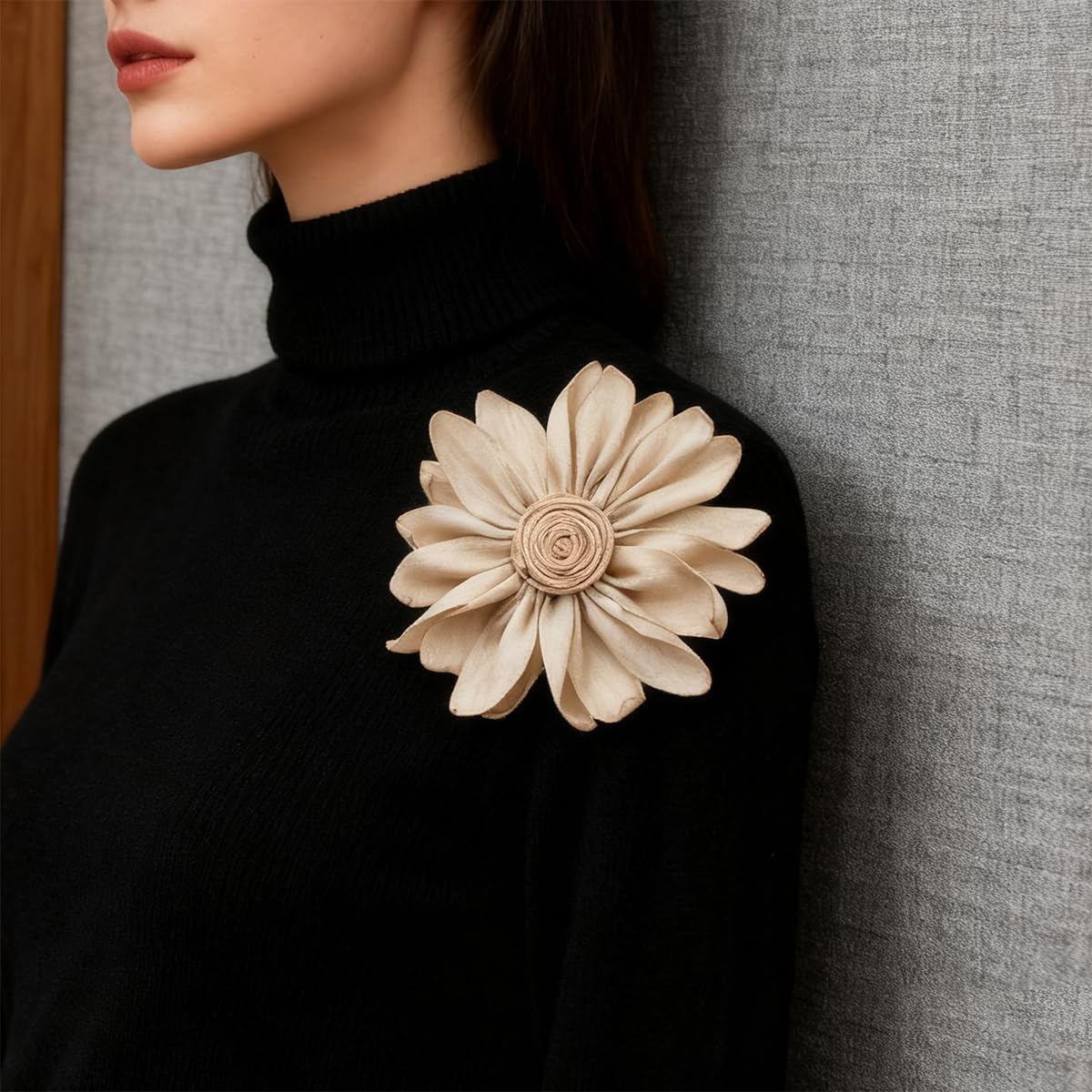 Dainty Satin Fabric Flower Brooches Pin Burnt Edge Black Daisy Brooch Pin Elegant Lapel Pins Christmas Brooches Pin Dress Skirt Scarf Hat Pins Accessories Wedding Party Gift 4IN