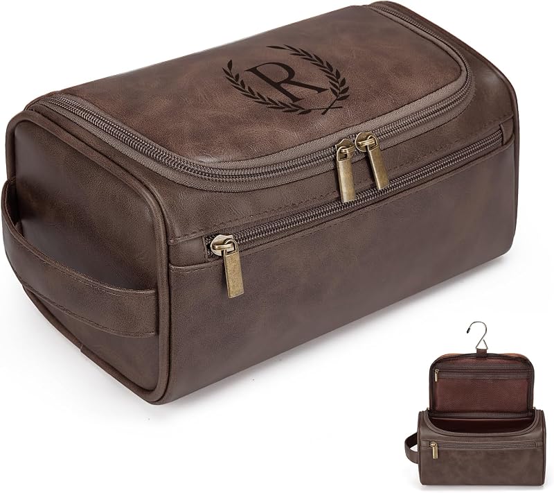 Necessaire suspensa de viagem Janhavi em PU, marrom-escuro, inicial R