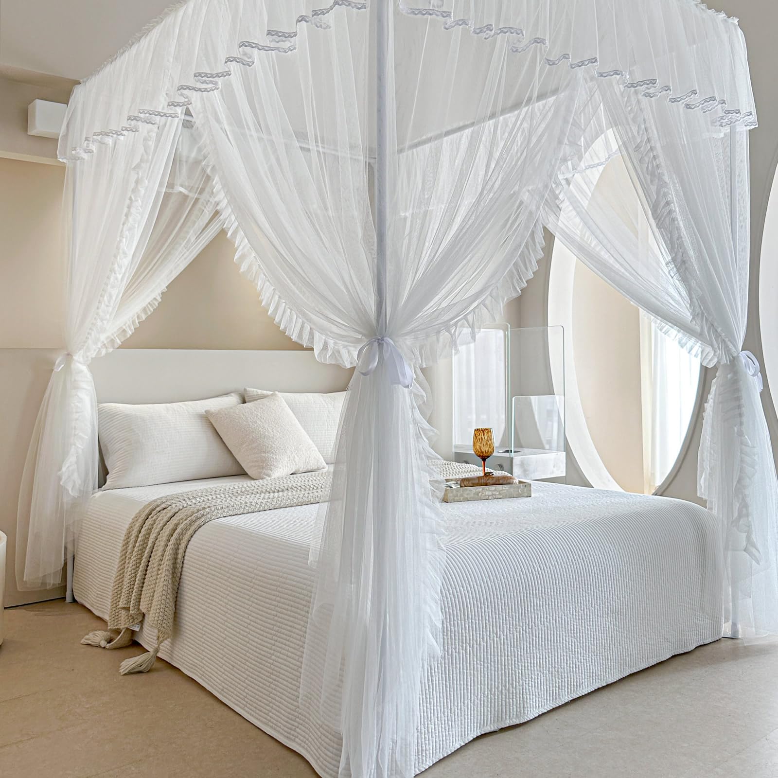 AIKASY Betthimmel-Vorhang mit 4 Ecken, doppelschichtig, gemütlich, Drapiernetz mit 4 Öffnungen, Elegantes Moskitonetz für Mädchen und Erwachsene, Schlafzimmer, Dekoration (Weiß, Queen)