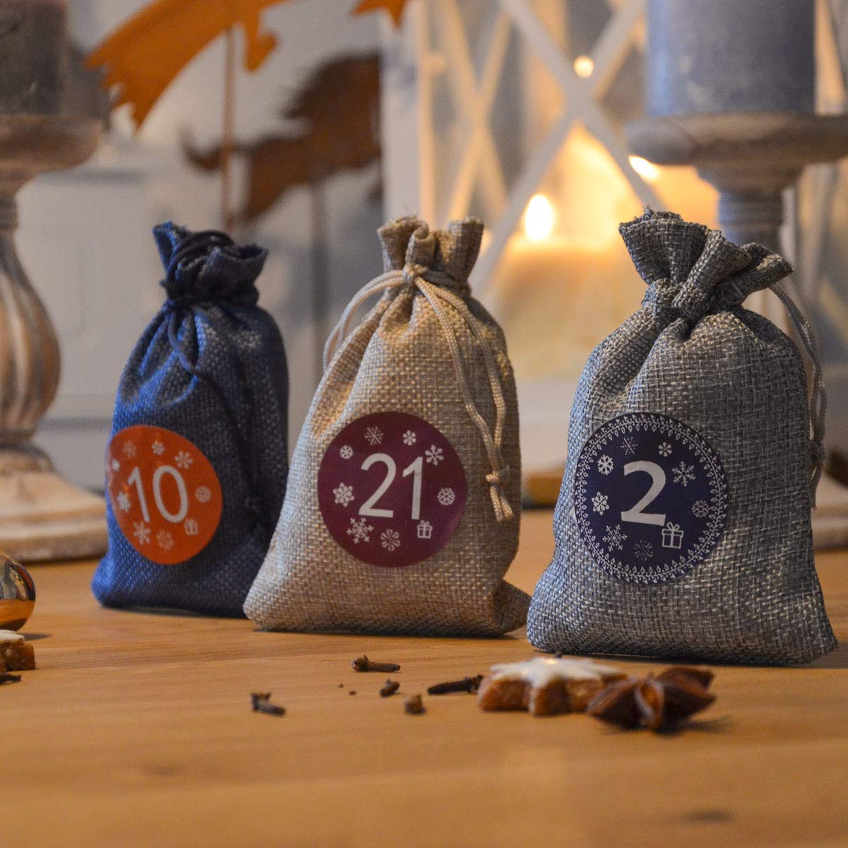 DuneDesign Calendario de Adviento para rellenar - DIY 24 bolsitas de tela con guirnalda y juego de pegatinas - Calendario de Navidad para rellenar tú mismo Bolsitas de Adviento para rellenar Niños — view 3
